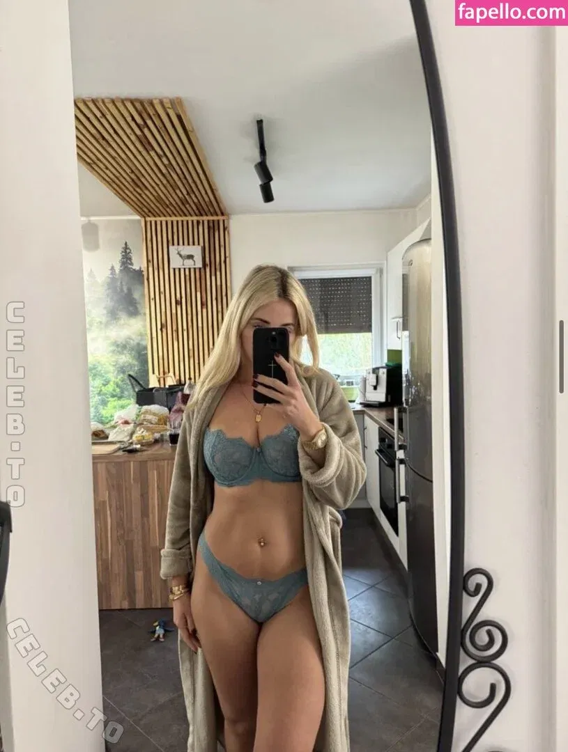 Cathy Lugner Onlyfans Photo Gallery 