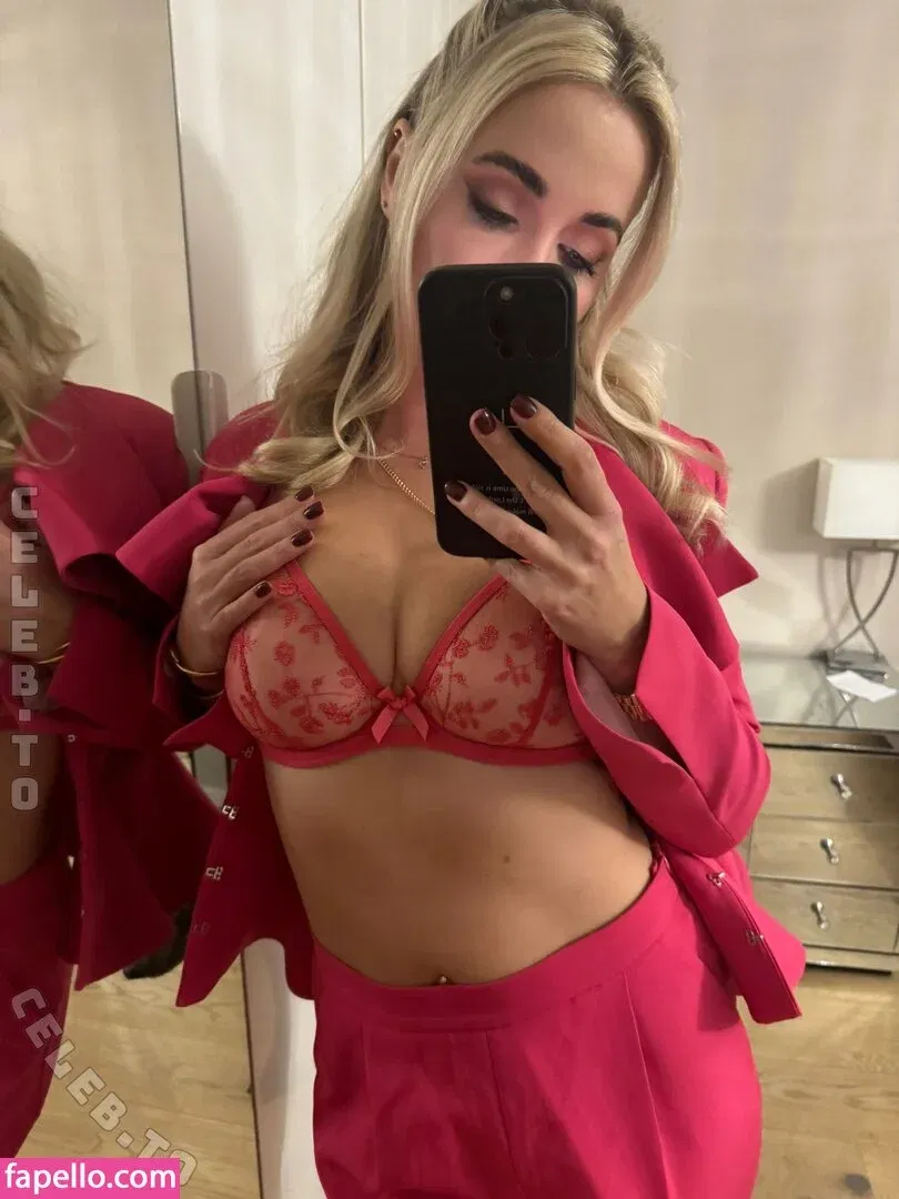 Cathy Lugner Onlyfans Photo Gallery 