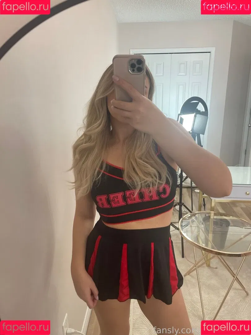 Yunging19 Onlyfans Photo Gallery 