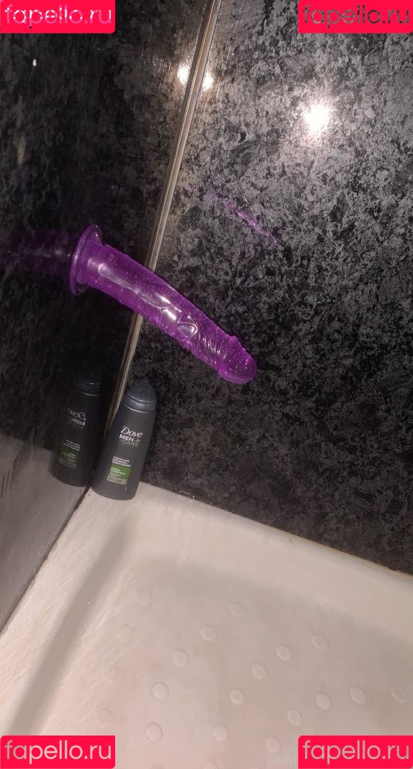 hollyrivers Onlyfans Photo Gallery 