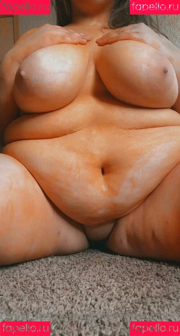 honeywithuhtummy Onlyfans Photo Gallery 