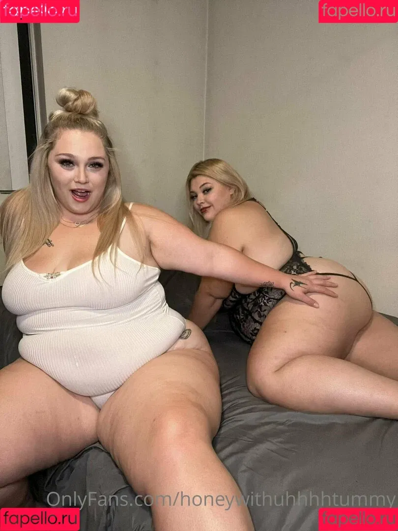 honeywithuhtummy Onlyfans Photo Gallery 