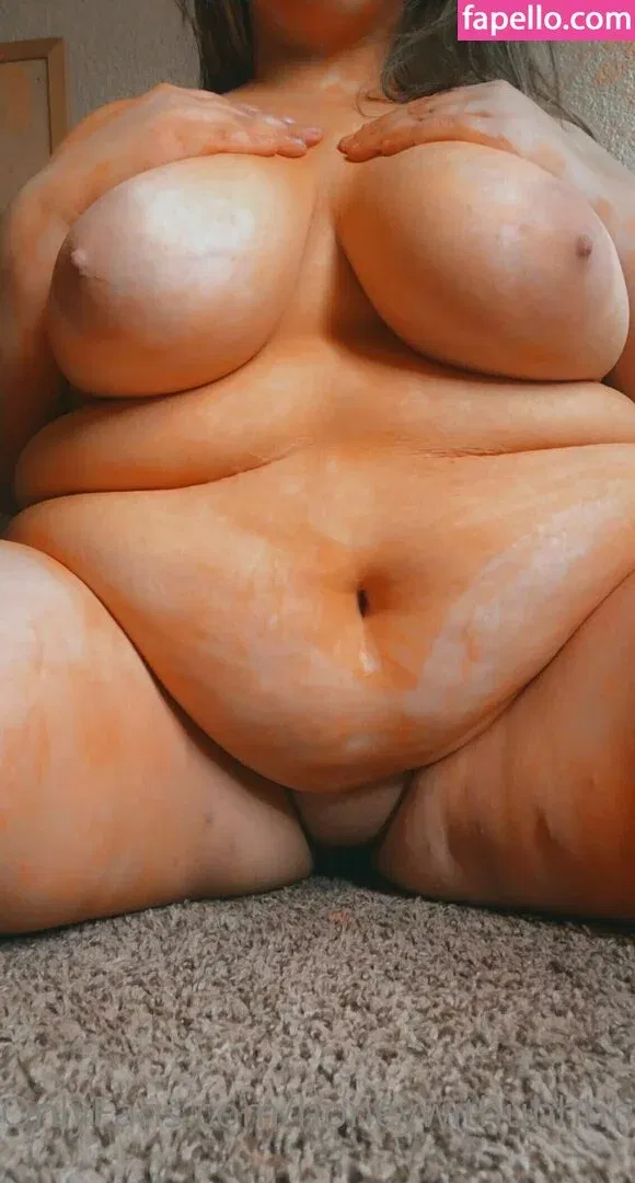 honeywithuhtummy Onlyfans Photo Gallery 