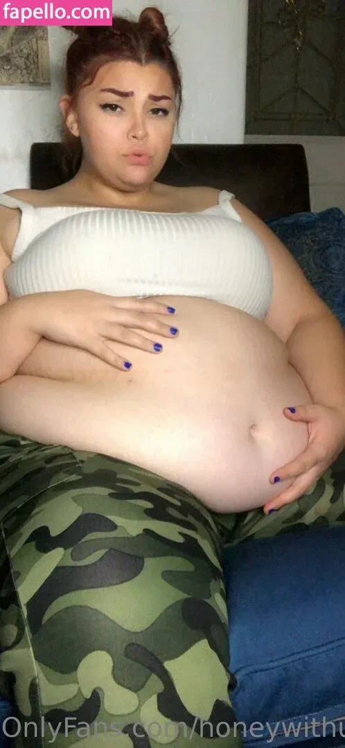 honeywithuhtummy Onlyfans Photo Gallery 
