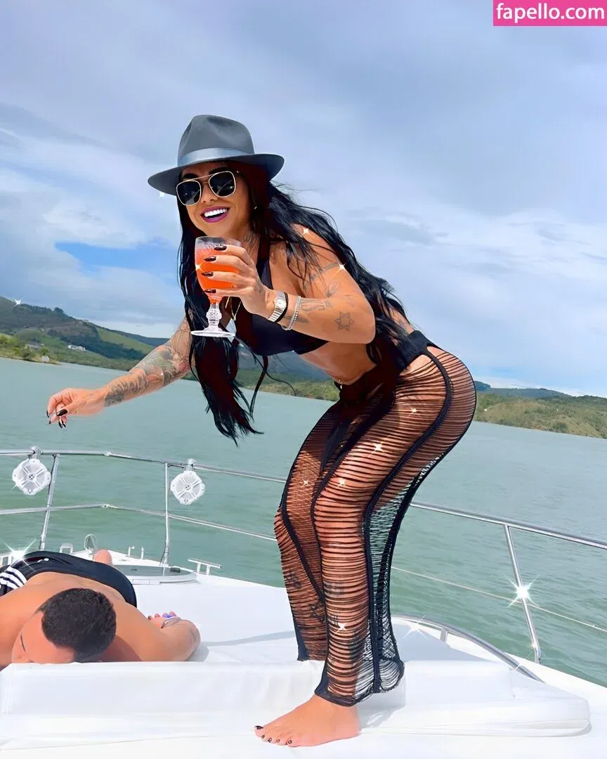 wh0rehound Onlyfans Photo Gallery 