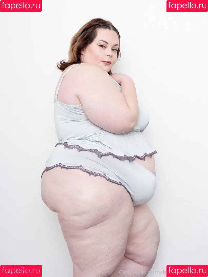 becomingmads Onlyfans Photo Gallery 