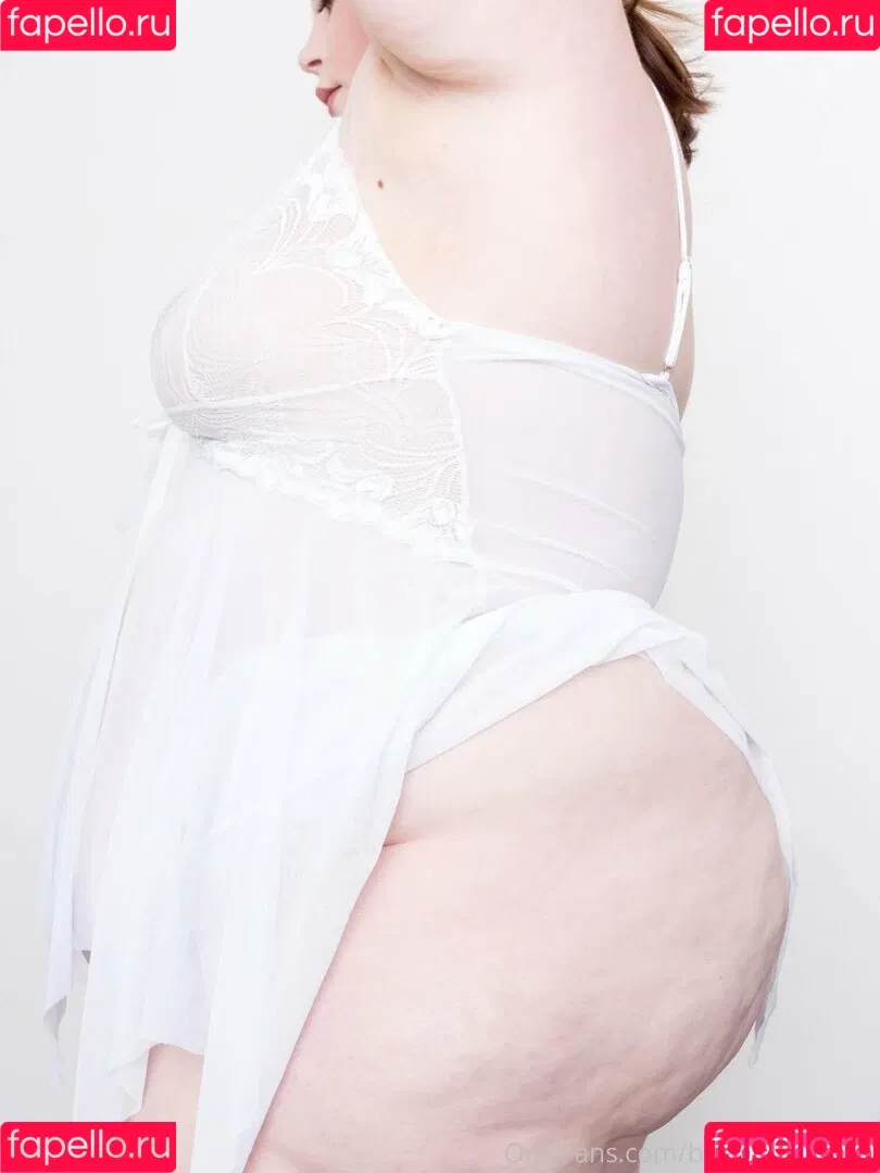 becomingmads Onlyfans Photo Gallery 