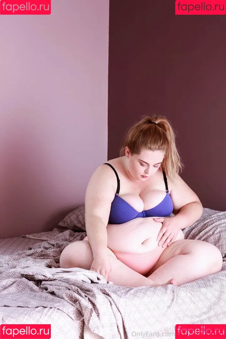 becomingmads Onlyfans Photo Gallery 