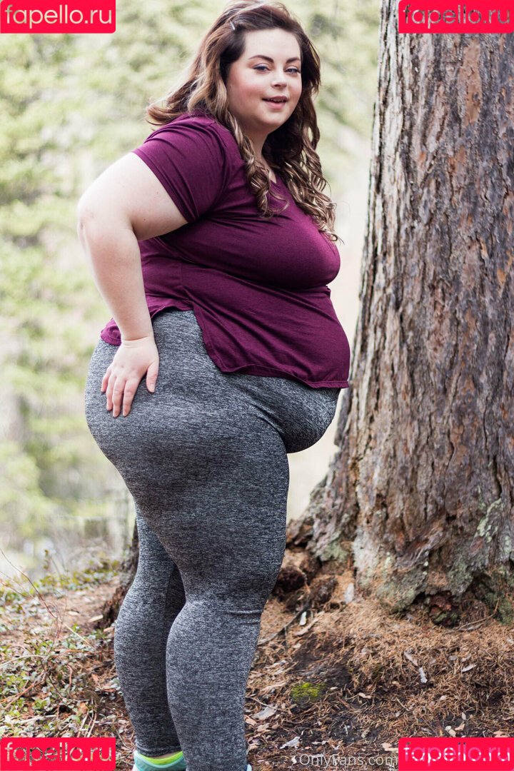 becomingmads Onlyfans Photo Gallery 