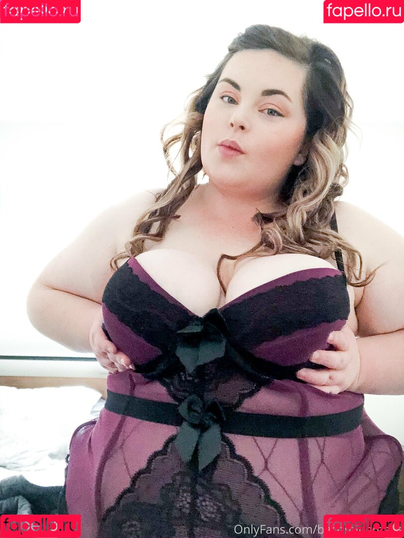 becomingmads Onlyfans Photo Gallery 