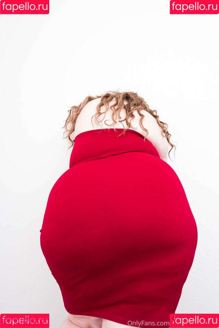 becomingmads Onlyfans Photo Gallery 