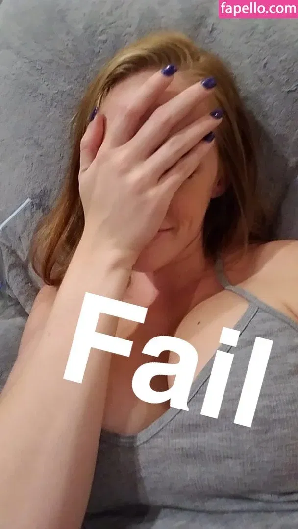 Naughty Ginger Onlyfans Photo Gallery 