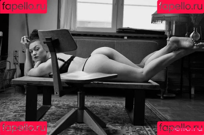 Nele Boudoir Onlyfans Photo Gallery 