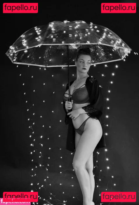 Nele Boudoir Onlyfans Photo Gallery 