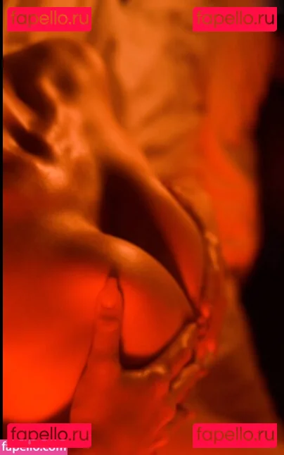 Nele Boudoir Onlyfans Photo Gallery 