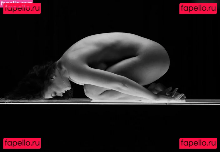 Nele Boudoir Onlyfans Photo Gallery 