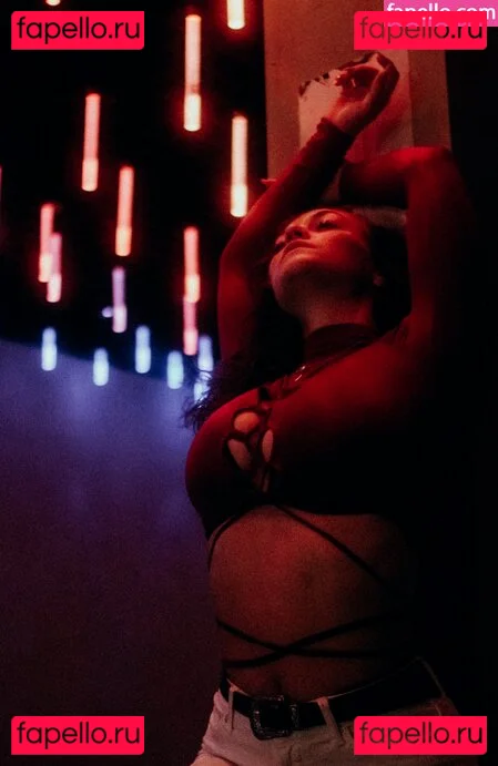 Nele Boudoir Onlyfans Photo Gallery 