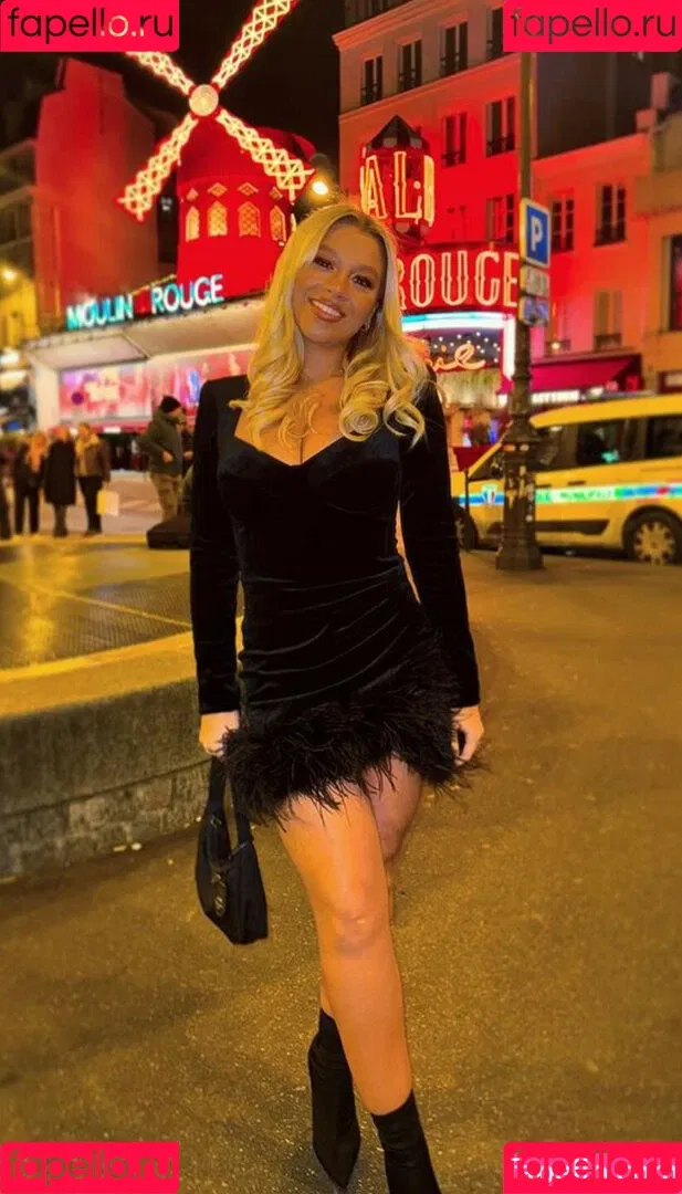 Molly Rainford Onlyfans Photo Gallery 