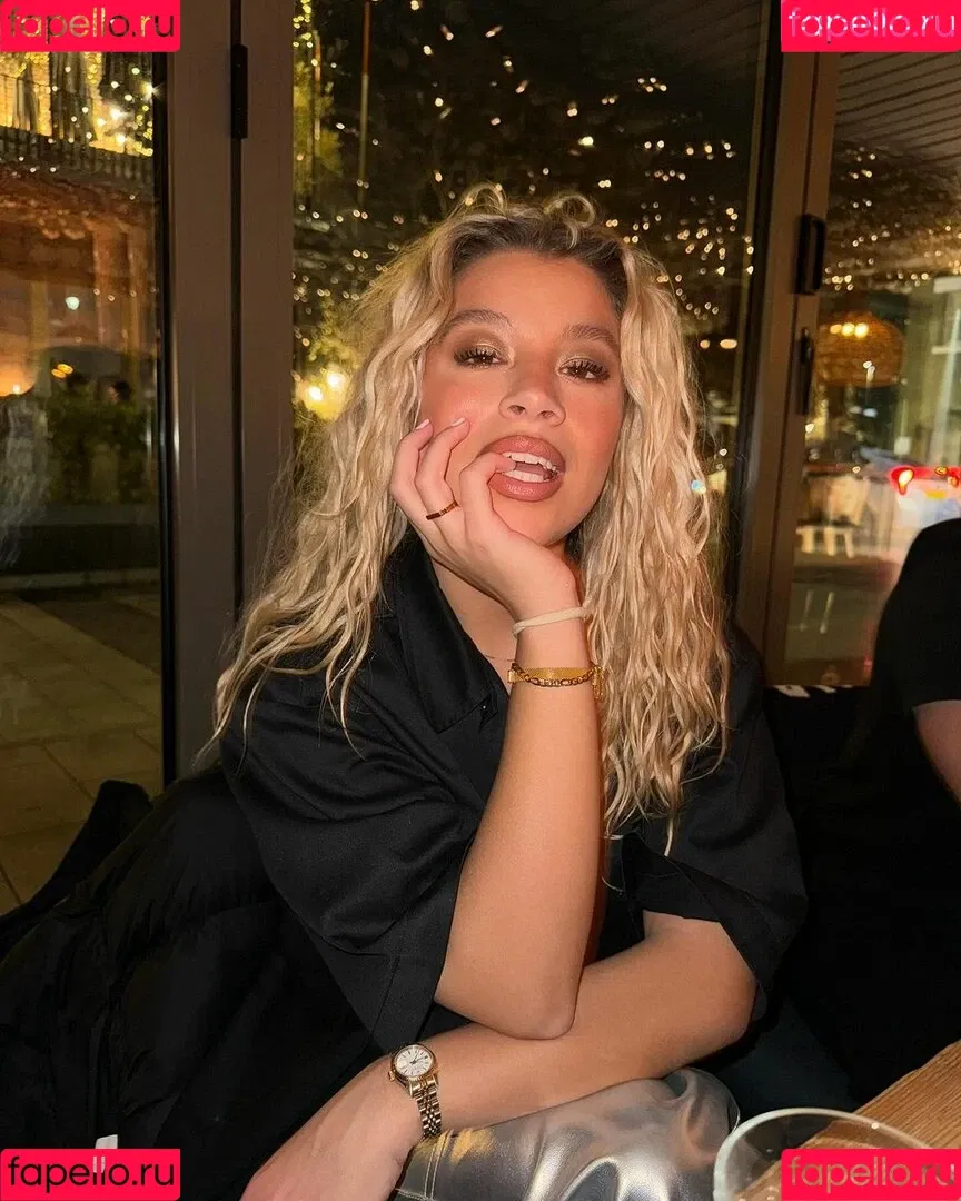 Molly Rainford Onlyfans Photo Gallery 