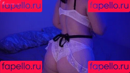 Clara Ellis Onlyfans Photo Gallery 