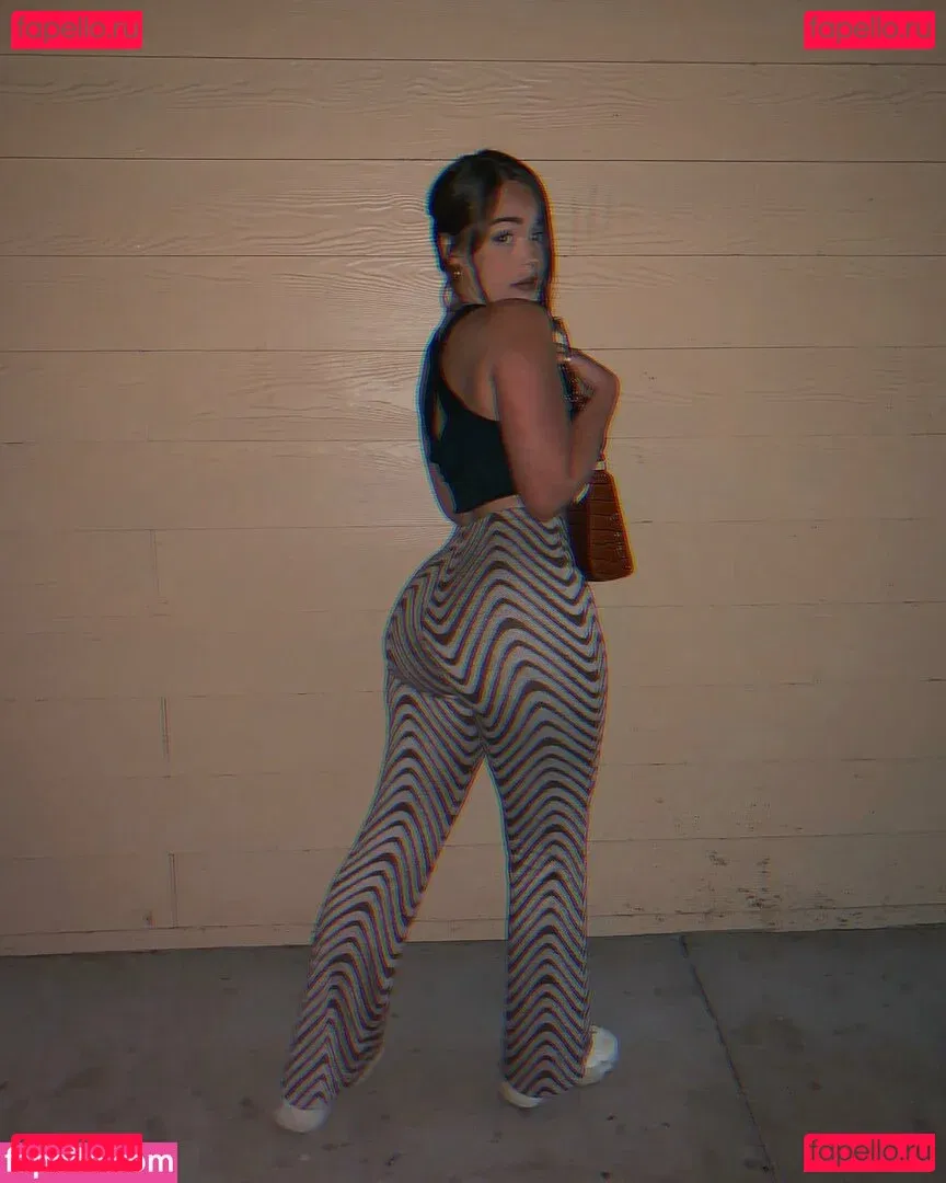 Clara Ellis Onlyfans Photo Gallery 