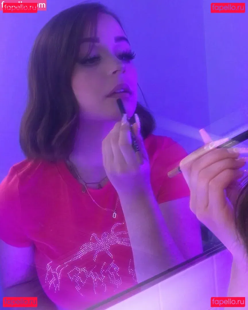 Clara Ellis Onlyfans Photo Gallery 