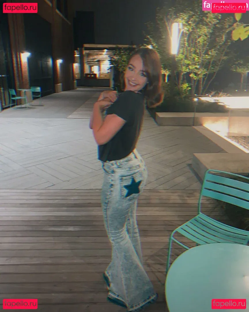 Clara Ellis Onlyfans Photo Gallery 