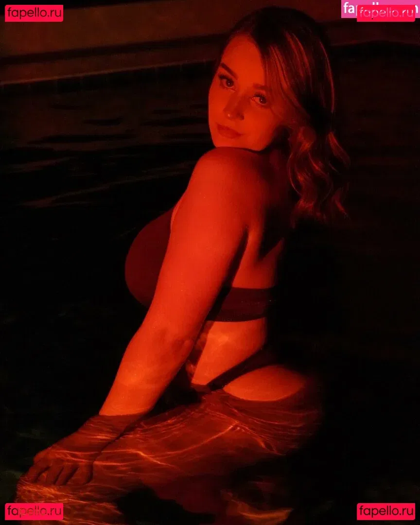 Clara Ellis Onlyfans Photo Gallery 