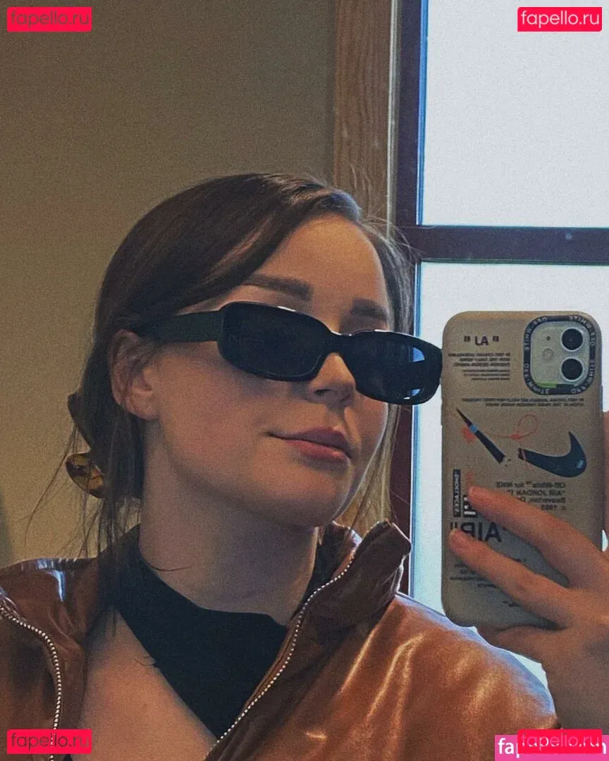 Clara Ellis Onlyfans Photo Gallery 