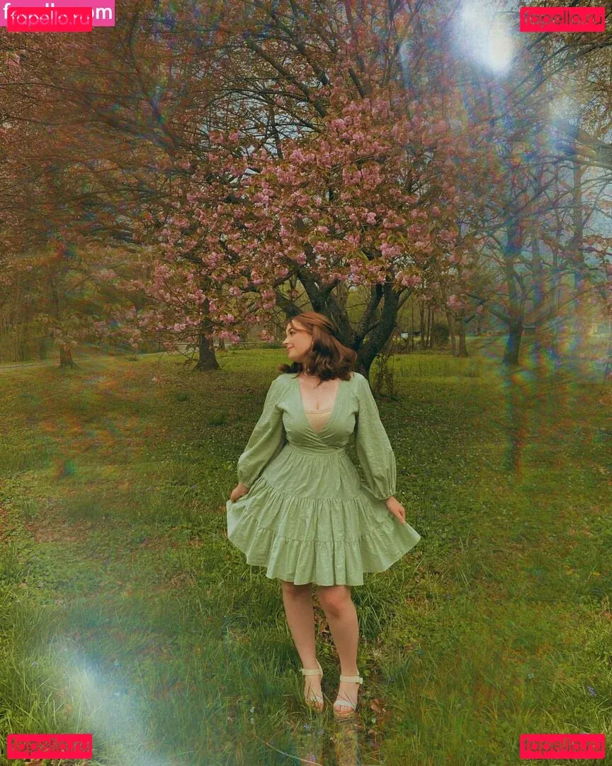 Clara Ellis Onlyfans Photo Gallery 