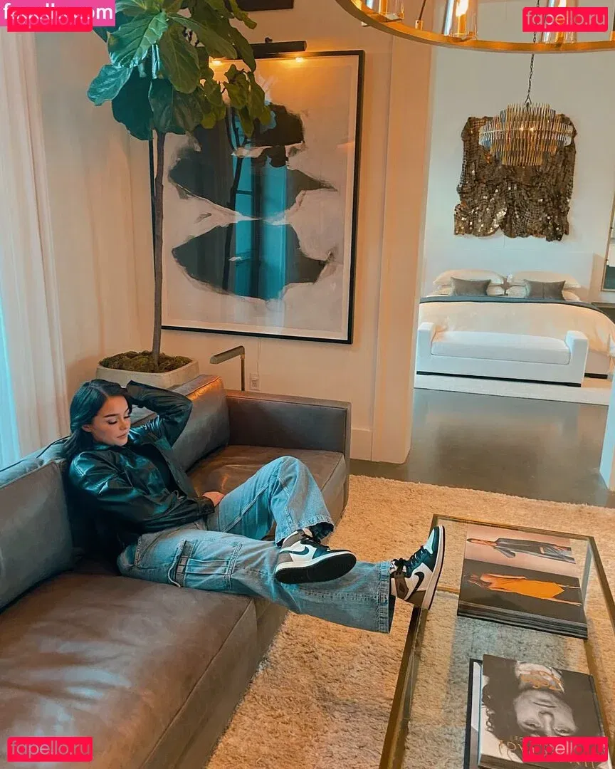 Clara Ellis Onlyfans Photo Gallery 