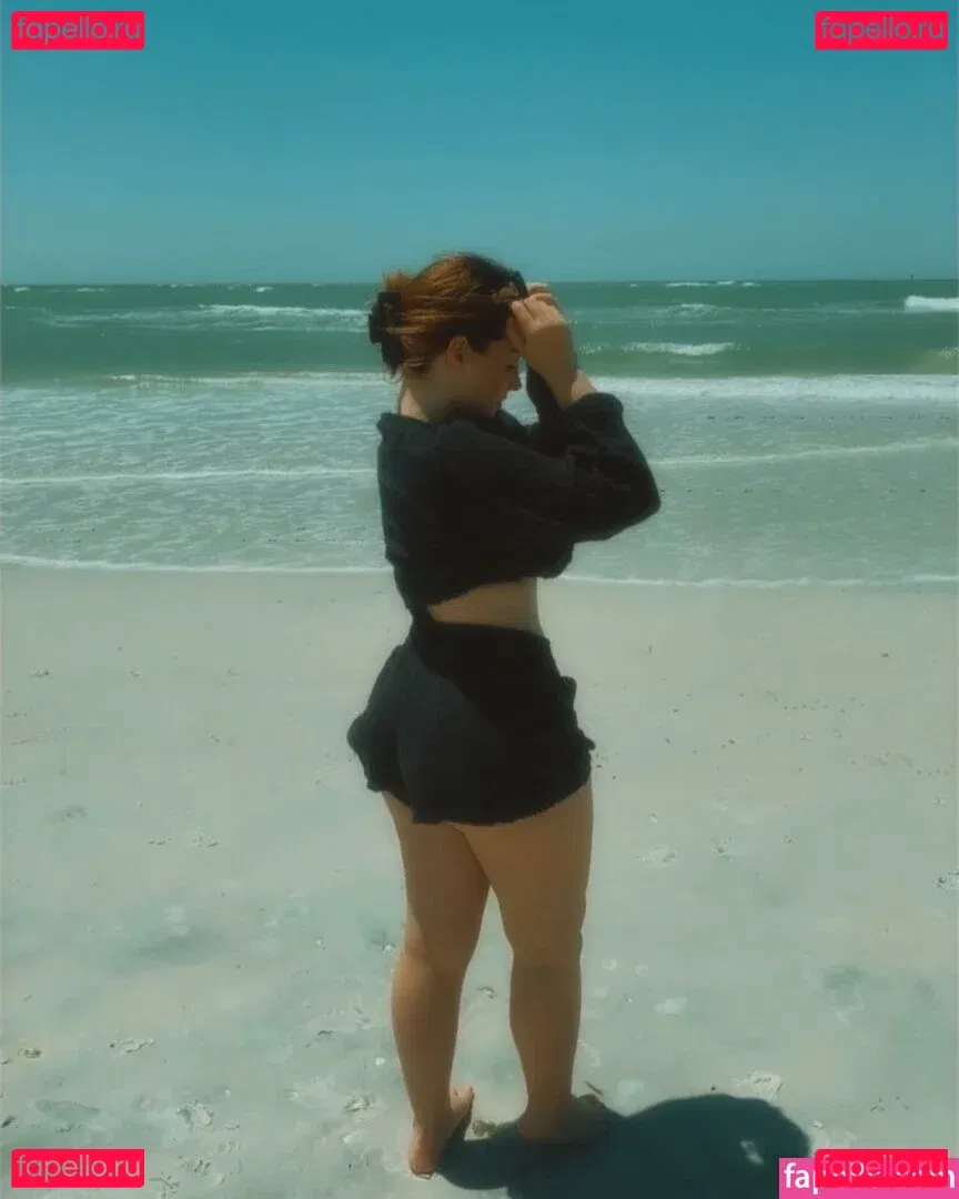 Clara Ellis Onlyfans Photo Gallery 