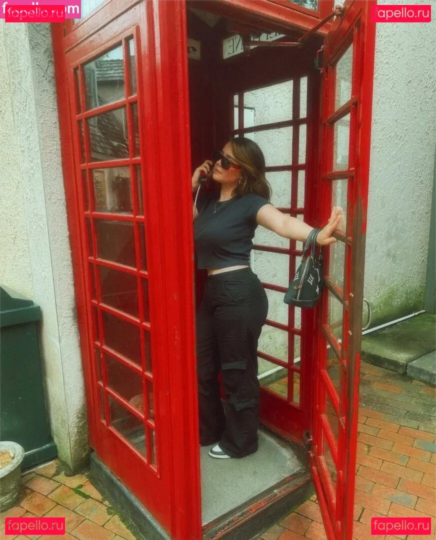 Clara Ellis Onlyfans Photo Gallery 