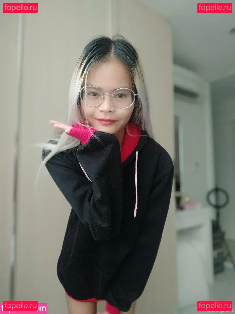 tokixpoki Onlyfans Photo Gallery 