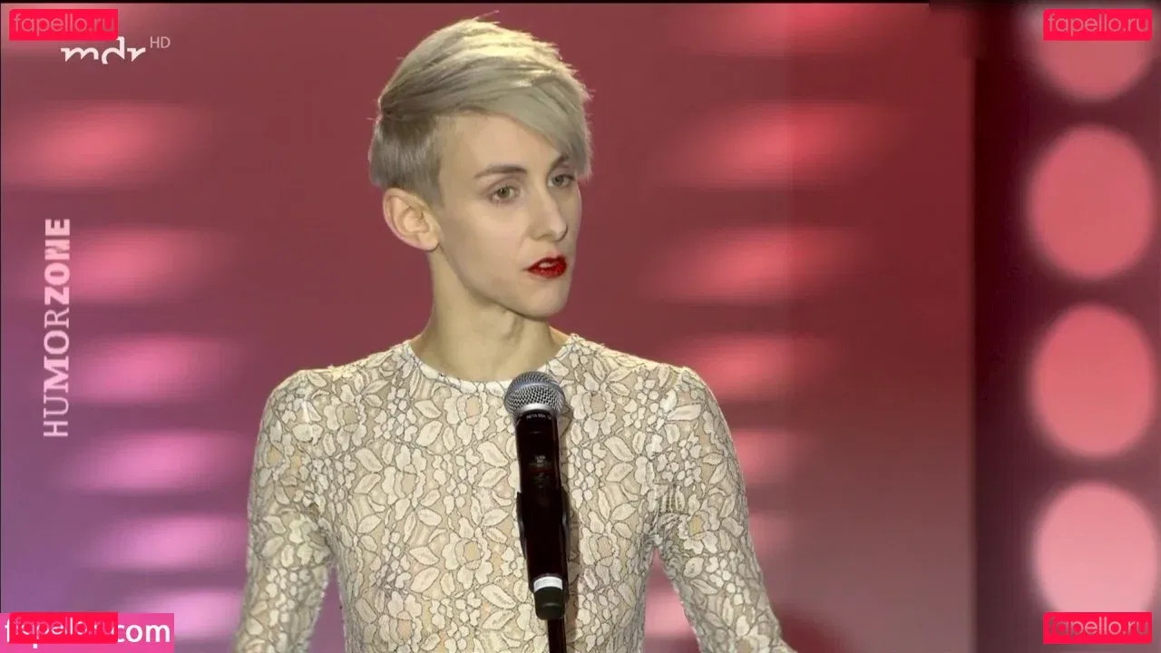 Lisa Eckhart Onlyfans Photo Gallery 