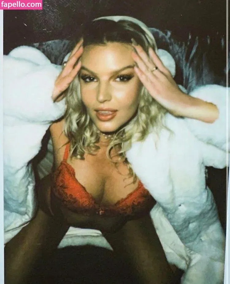 ravenlovevip Onlyfans Photo Gallery 