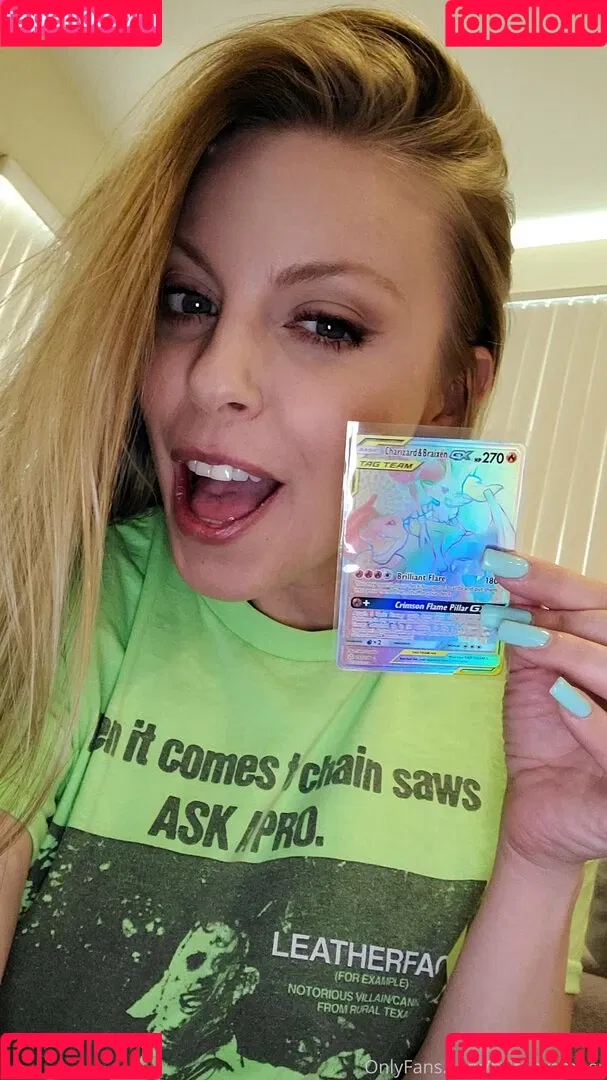 britneyamber Onlyfans Photo Gallery 