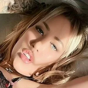 thecapricavannifree Onlyfans Photo Gallery 