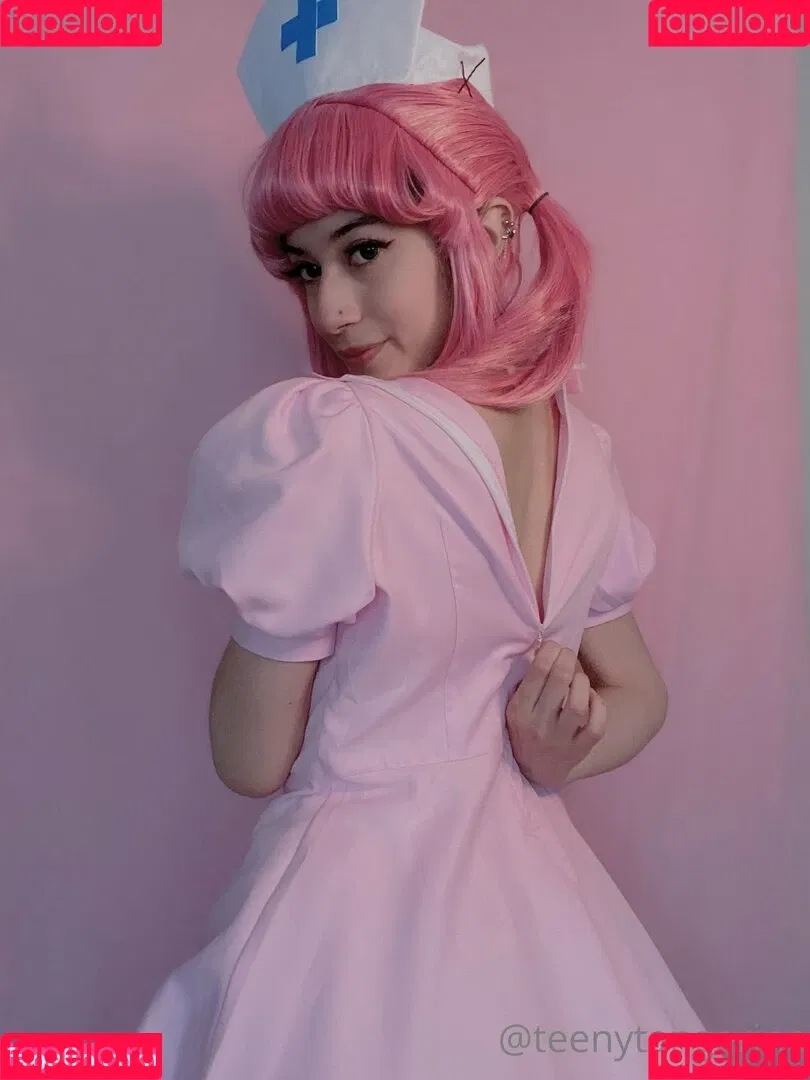 teenytangerine Onlyfans Photo Gallery 