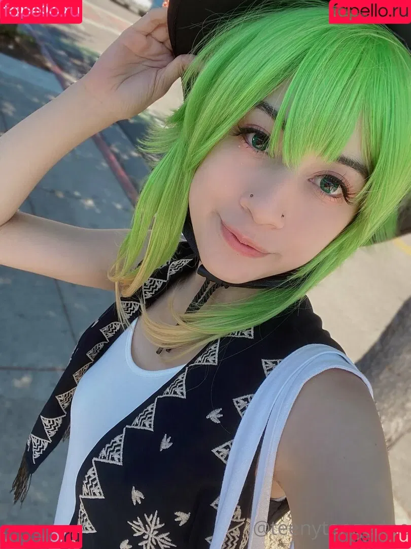 teenytangerine Onlyfans Photo Gallery 