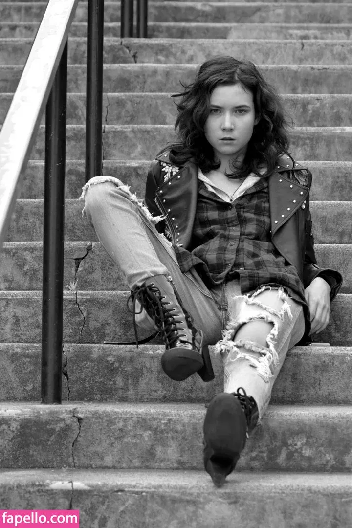 Diana Azalea Jeanette Onlyfans Photo Gallery 