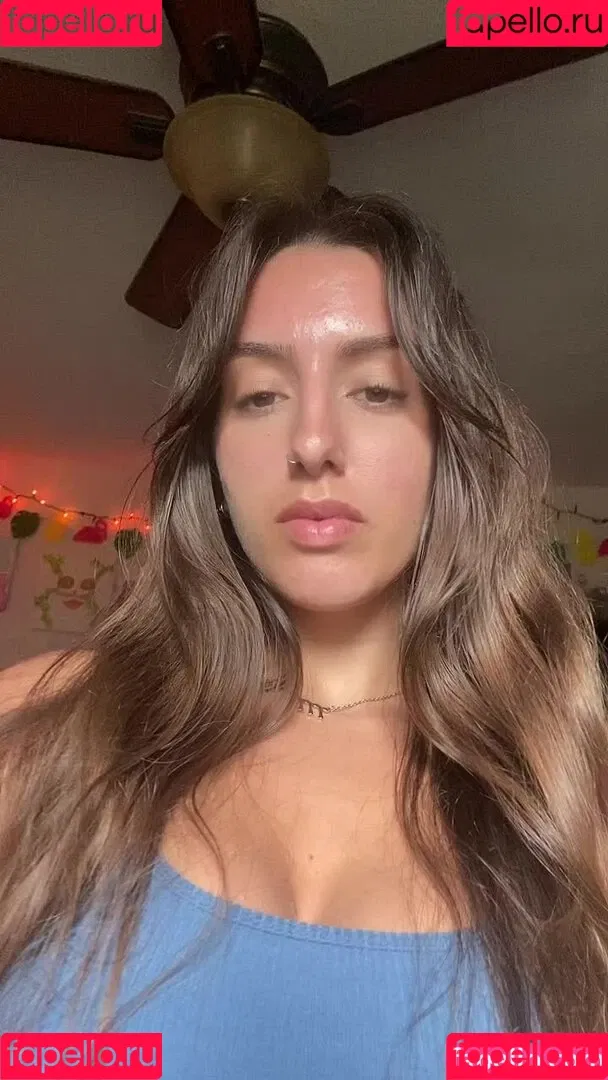 Charly Ashlynn Onlyfans Photo Gallery 