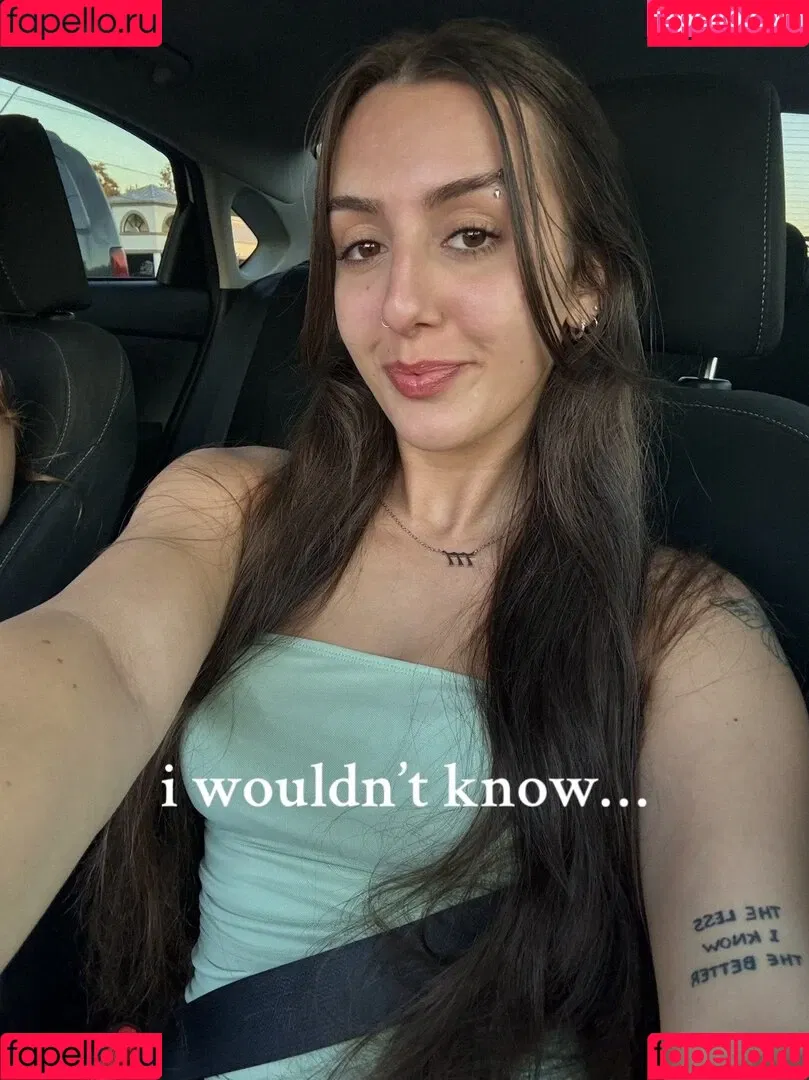 Charly Ashlynn Onlyfans Photo Gallery 