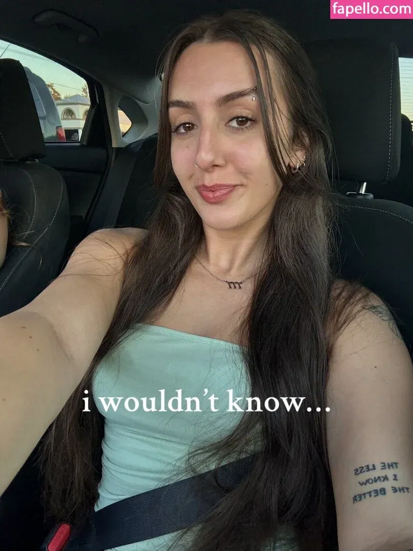 Charly Ashlynn Onlyfans Photo Gallery 