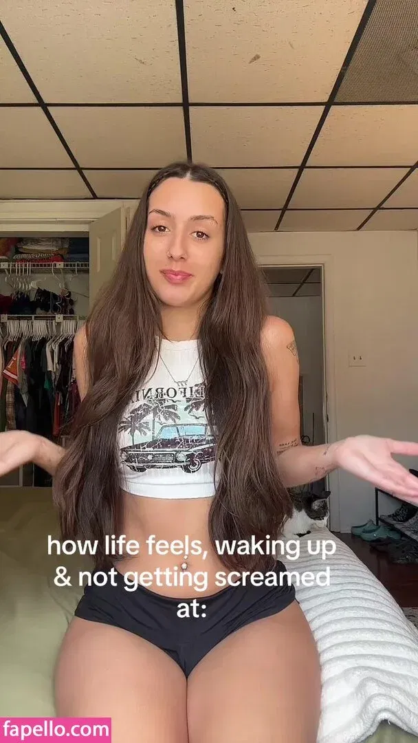 Charly Ashlynn Onlyfans Photo Gallery 