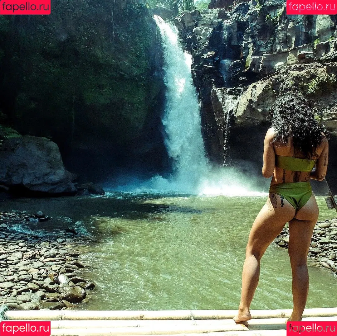 Pahrnia Parsons Onlyfans Photo Gallery 