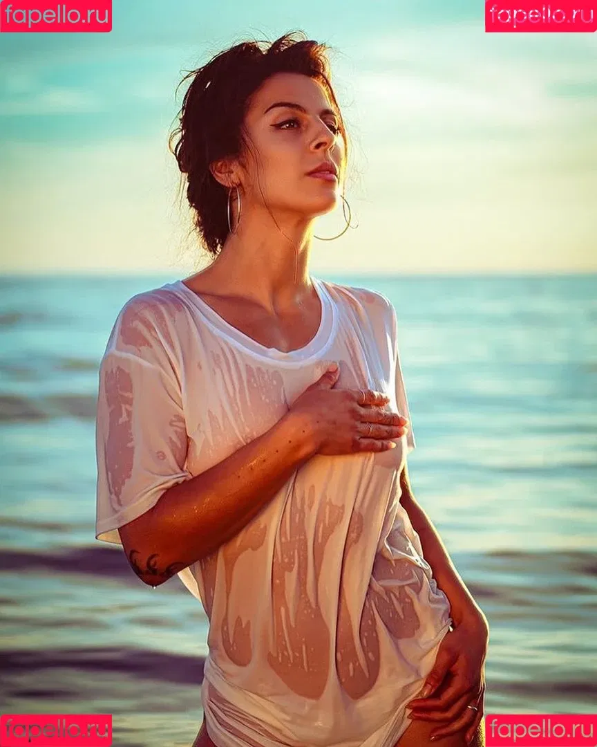 Pahrnia Parsons Onlyfans Photo Gallery 