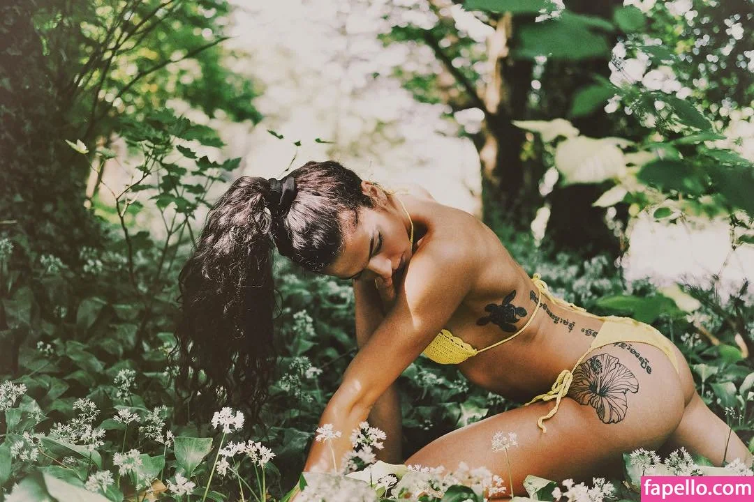 Pahrnia Parsons Onlyfans Photo Gallery 