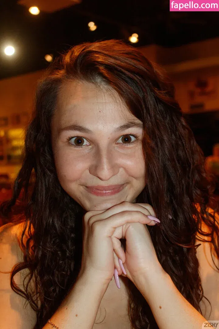 Zishy Onlyfans Photo Gallery 