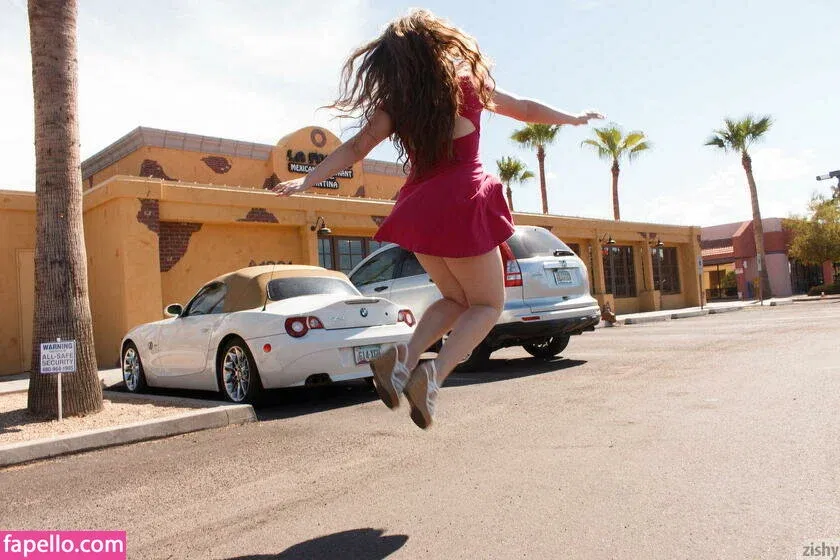 Zishy Onlyfans Photo Gallery 